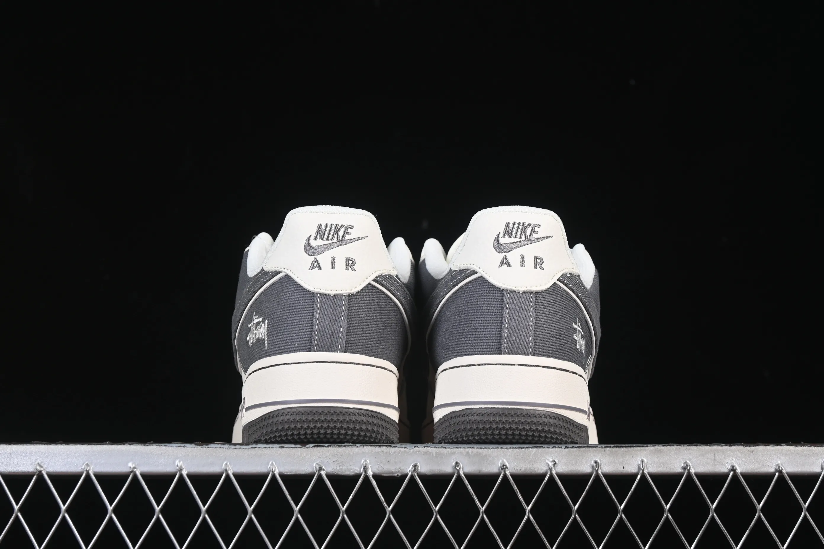 All categories Nk Air Force 1 Air Force series Nk Air Force 1 Low Air Force low-top Nike Air Force 1'07 Low Stusi co-branded rice dark gray canvas Air Force 1 low-top casual sneakers JP8028-011
